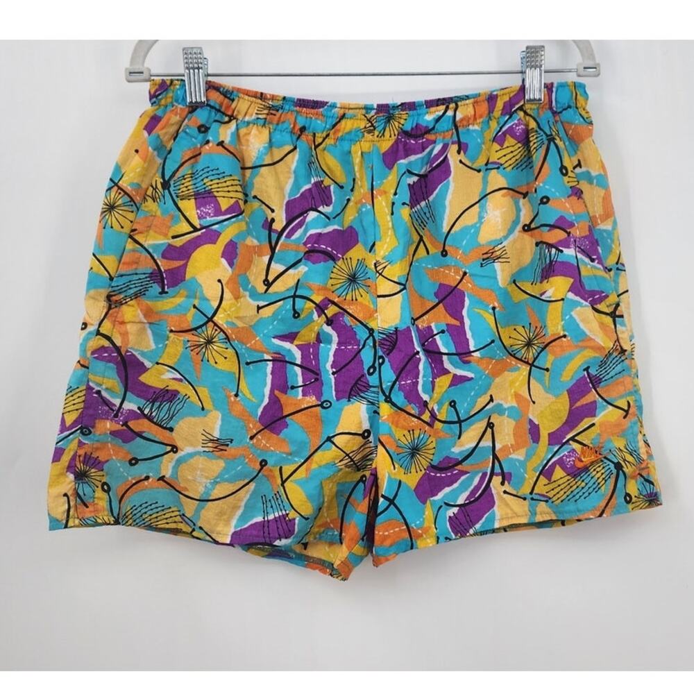 Vintage Nike Lined Abstract Shorts Size 14‎